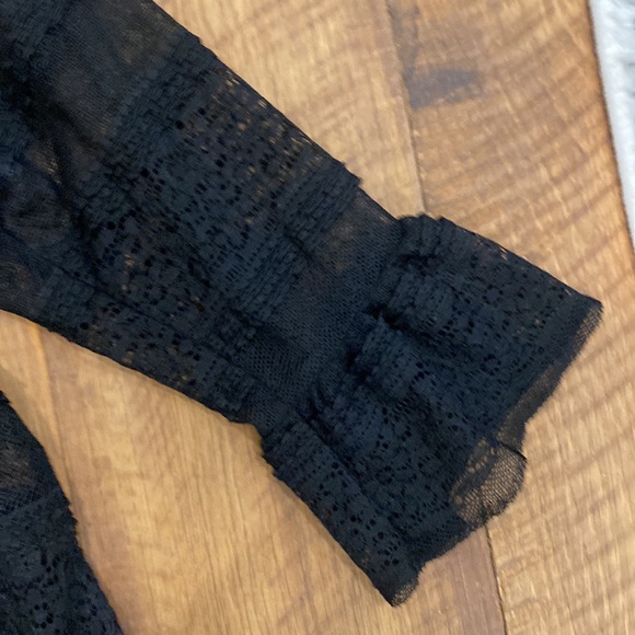 Casual or dressy black lace dress - lined - Picture 3 of 3